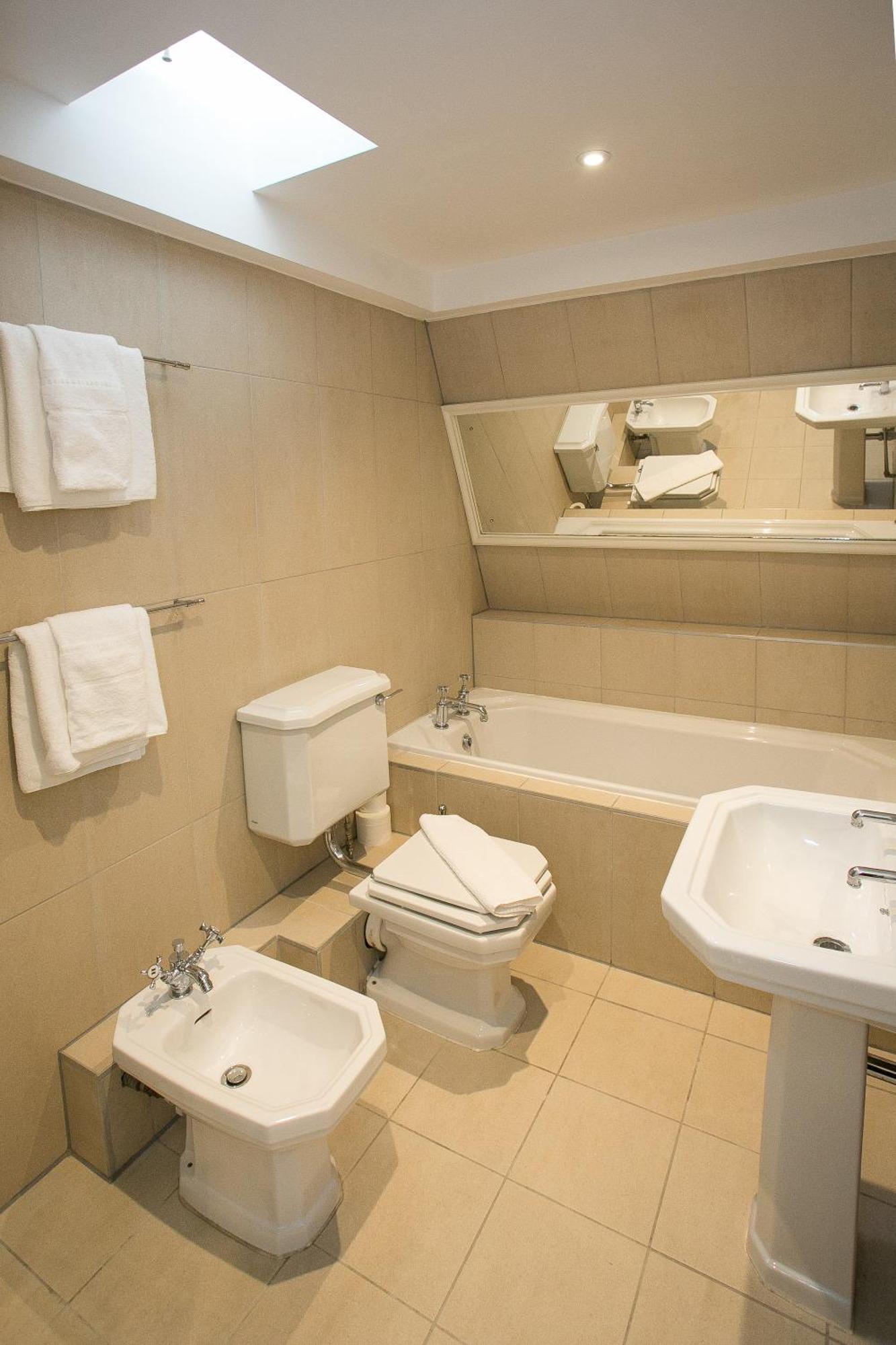 Parnell Boulevard Apartments ดับลิน ภายนอก รูปภาพ